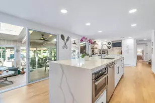 229 S Sea Ave, Yarmouth, MA 02664 - Photo 9
