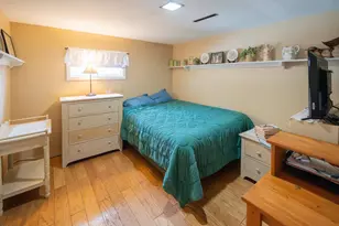 23 Circuit Avenue Extension, Oak Bluffs, MA 02557 - Photo 13