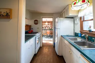 23 Circuit Avenue Extension, Oak Bluffs, MA 02557 - Photo 15