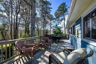 33 Lorraine Rd, Falmouth, MA 02536 - Photo 19
