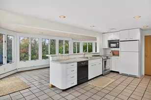 15 Hedge Ln, Falmouth, MA 02540 - Photo 15