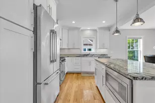 20 Saltwater Cir, Mashpee, MA 02649 - Photo 3