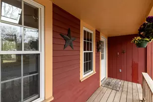 10 Quaker Meetinghouse Rd, Sandwich, MA 02537 - Photo 3