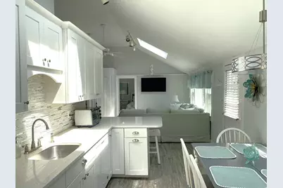 8 & 10 Wharf Avenue, Mashpee, MA 02649 - Photo 25