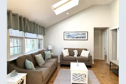 8 & 10 Wharf Avenue, Mashpee, MA 02649 - Photo 11