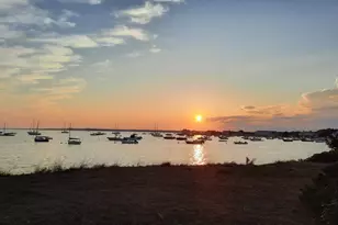 269E S Sea Ave, Yarmouth, MA 02673 - Photo 3