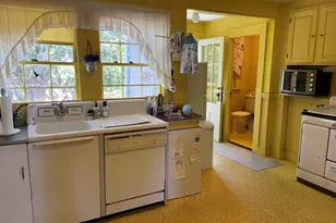 269E S Sea Ave, Yarmouth, MA 02673 - Photo 13