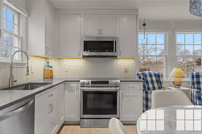 32 Alden Street #UNIT 3, Provincetown, MA 02657 - Photo 7