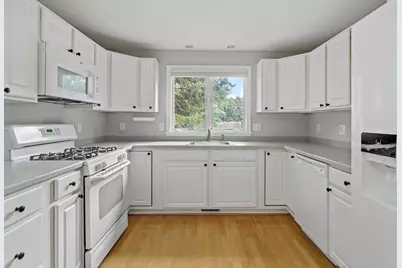 115 Pine Hill Boulevard, Mashpee, MA 02649 - Photo 7