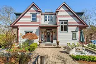 10 Somerset Rd, Provincetown, MA 02657 - Photo 1