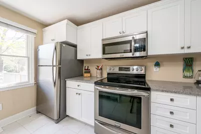42 Oak Glen Village #UNIT 42, Yarmouth, MA 02675 - Photo 11