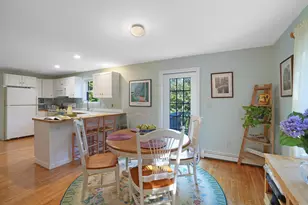 22 Old Lighthouse Rd, Tisbury, MA 02568 - Photo 5