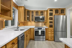 61 Continental Dr, Harwich, MA 02645 - Photo 9
