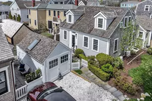 12 Youngs Ct, Provincetown, MA 02657 - Photo 3