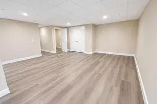 199 Main St, Falmouth, MA 02540 - Photo 3