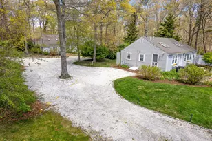 10 Wharf Ave, Mashpee, MA 02649 - Photo 27