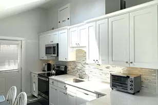 10 Wharf Ave, Mashpee, MA 02649 - Photo 5