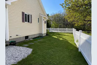 34 10th Street, Edgartown, MA 02539 - Photo 17
