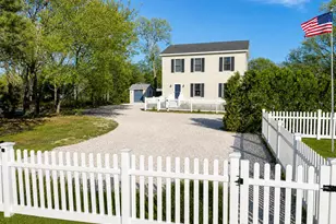34 10th St, Edgartown, MA 02539 - Photo 19