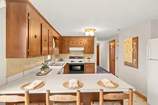 8 Babcock Ln, Dennis, MA 02670 - Photo 17