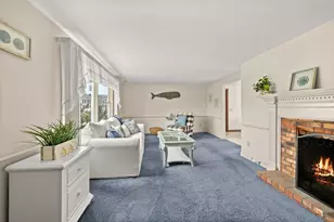 8 Babcock Ln, Dennis, MA 02670 - Photo 5