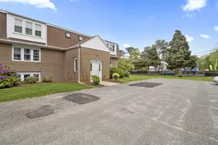 24 Bettys Pond Rd, Barnstable, MA 02601 - Photo 3
