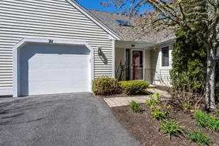 21 Rolling Green Ln, Mashpee, MA 02649 - Photo 1