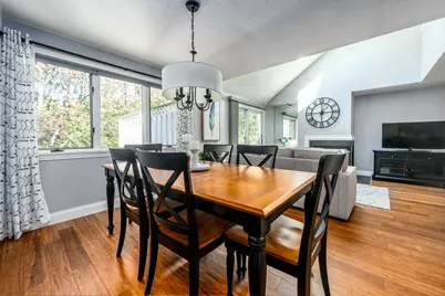 21 Rolling Green Lane, Mashpee, MA 02649 - Photo 9