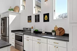 86 Harry Kemp Wy, Provincetown, MA 02657 - Photo 27