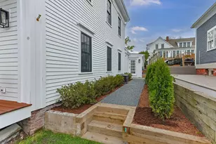 404 Commercial St, Provincetown, MA 02657 - Photo 21