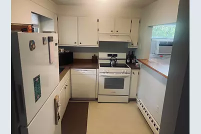 1431 Iyannough Road #UNIT 1, Barnstable, MA 02632 - Photo 9