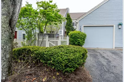 132 Kates Path #UNIT 132, Yarmouth, MA 02675 - Photo 3