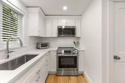 176 Palmer Avenue #APT 2, Falmouth, MA 02540 - Photo 15
