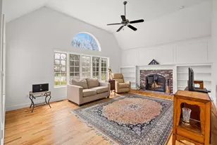 8 Telegraph Hill Rd, Sandwich, MA 02563 - Photo 11