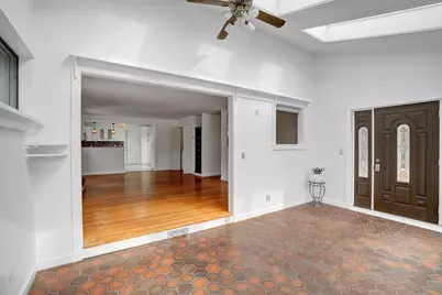 22 Oklahoma Avenue, Tisbury, MA 02568 - Photo 9