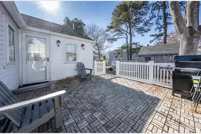 121 6th Avenue, Barnstable, MA 02630 - Photo 15