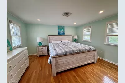 121 6th Avenue, Barnstable, MA 02630 - Photo 9