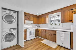 7 Oak Leaf Ln, Dennis, MA 02670 - Photo 11