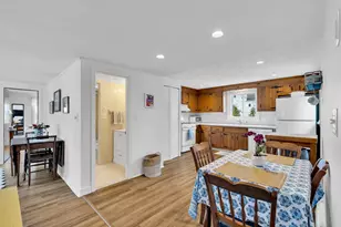 7 Oak Leaf Ln, Dennis, MA 02670 - Photo 9