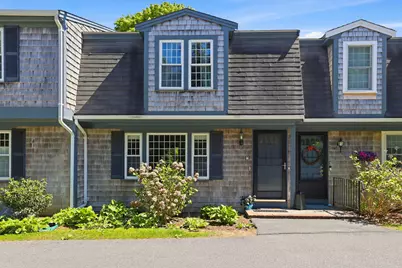 374 Davisville Road Unit #4, Falmouth, MA 02536 - Photo 3