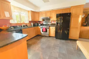 135 Diane Ave, Yarmouth, MA 02664 - Photo 9
