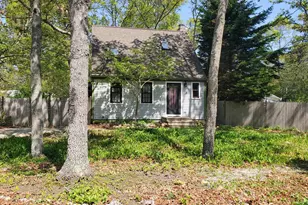 3 Ships Lantern Dr, Mashpee, MA 02649 - Photo 1
