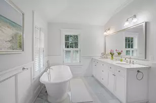 2 Noras Ln, Edgartown, MA 02539 - Photo 27