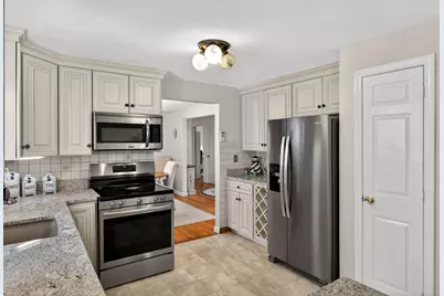 80 Roosevelt Road, Barnstable, MA 02635 - Photo 15