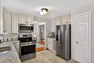 80 Roosevelt Rd, Barnstable, MA 02635 - Photo 15