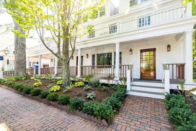 31 N Summer Street, Edgartown, MA 02539 - Photo 1