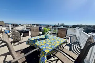 37 Circuit Ave, Oak Bluffs, MA 02557 - Photo 5