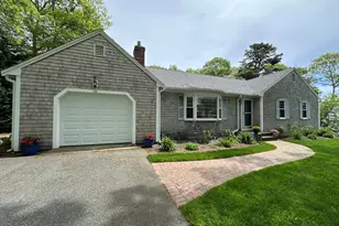 38 Kings Row Dr, Dennis, MA 02641 - Photo 5