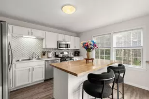 15 Carver Square Blvd, Carver, MA 02330 - Photo 11
