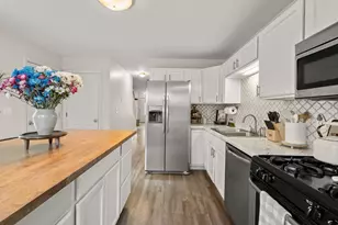15 Carver Square Blvd, Carver, MA 02330 - Photo 13